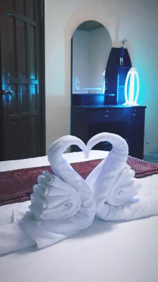 Dreamcatcher Hostel โมอัลโบอัล ภายนอก รูปภาพ