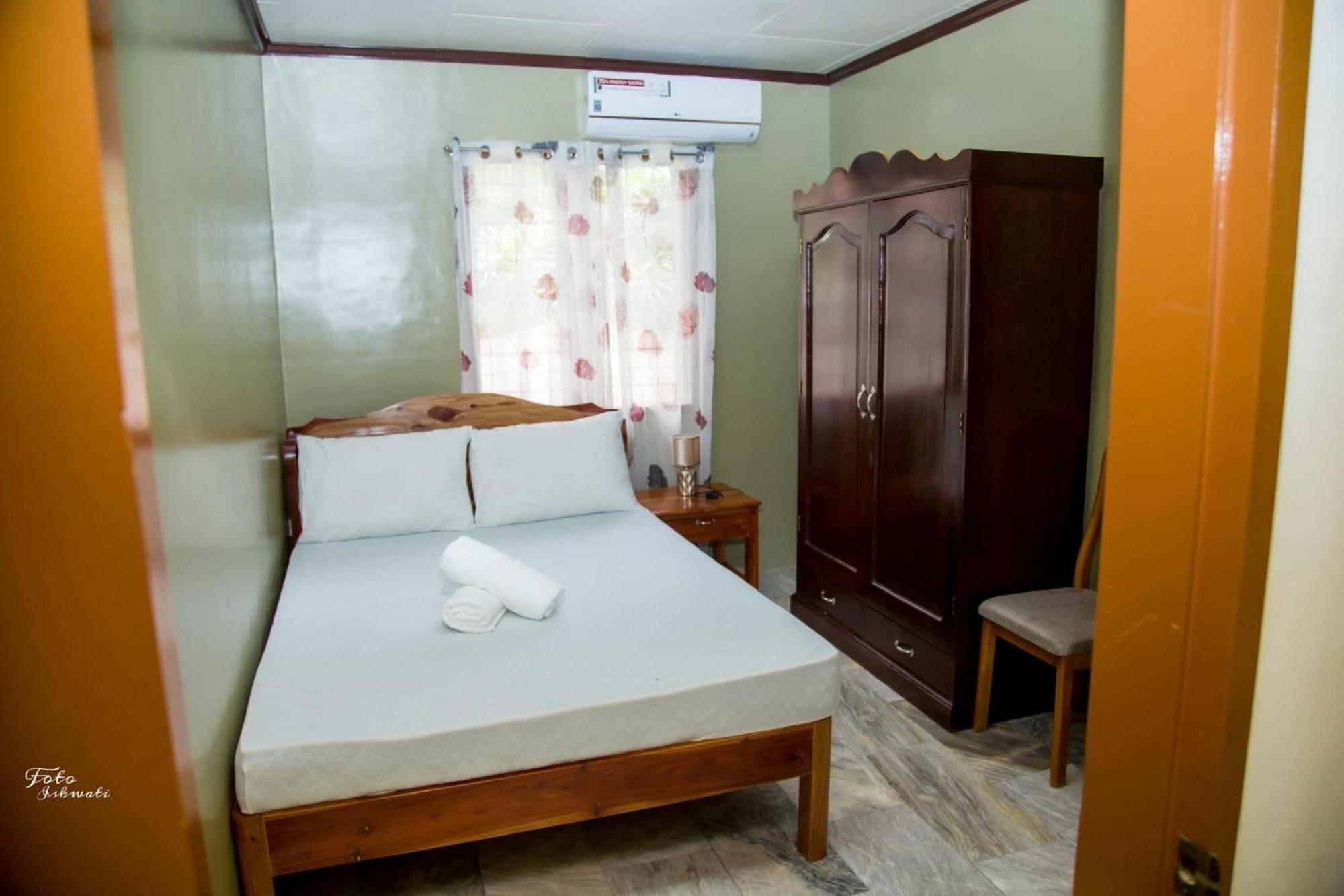 Dreamcatcher Hostel โมอัลโบอัล ภายนอก รูปภาพ